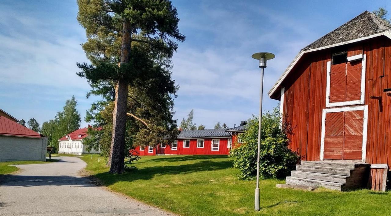 Sedu Aehtaeri Tuomarniemi Hostel Exterior photo